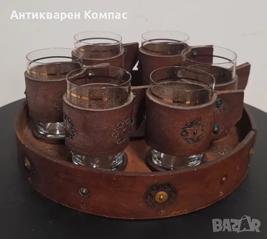 Рядък ретро унгарски сервиз от естествена кожа (Будапеща, 1970 г.)