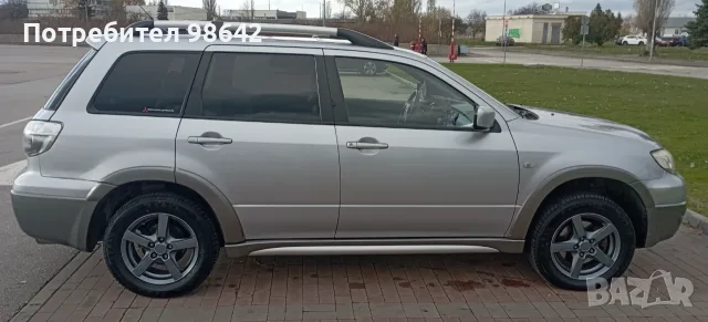 Мицубиши Аутлендър 2.4 Mivec, снимка 7 - Автомобили и джипове - 56679645