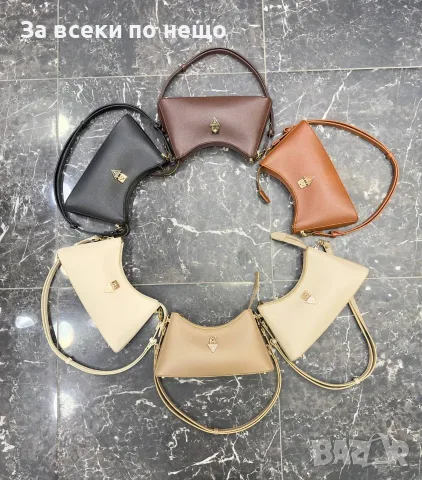 Guess Дамска Чанта За Рамо С Метален Катинар И Релефна Текстура Код SK2504