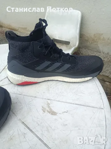 Мъжки маратонки adidas.номер 48, снимка 6 - Спортни обувки - 56625982