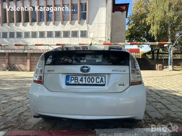 Toyota Prius Hybrid , снимка 8 - Автомобили и джипове - 56583428