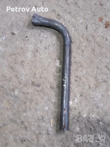 Ключ за гуми Фолксваген Ауди Сеат Шкода VW AUDI SEAT SKODA VAG 17mm 8N0012219