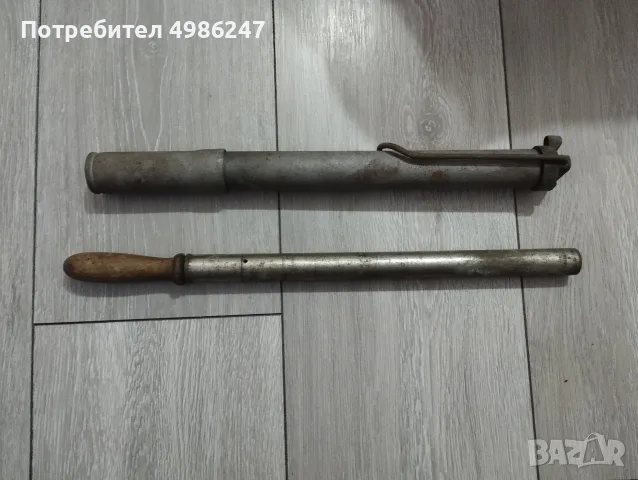 Помпа за гуми мотоциклет мотор мотопед Минск Ковровец Восход ИЖ ретро стар велосипед