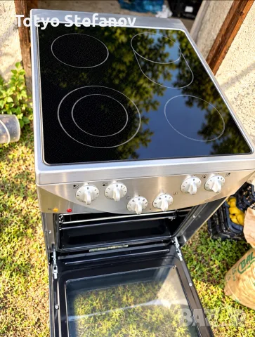 Готварска печка Gorenje с керамичен плот и с вентилатор, снимка 2 - Печки, фурни - 56616120
