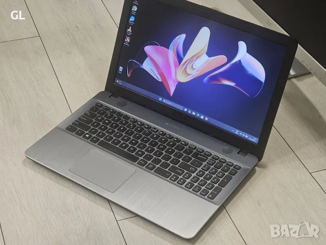 ASUS F541U Vivobook 15 , снимка 5 - Лаптопи за дома - 56587266