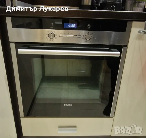 Фурна за вграждане SIEMENS