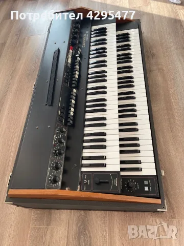 Crumar Organaizer T2 analog organ, снимка 3 - Синтезатори - 56664831
