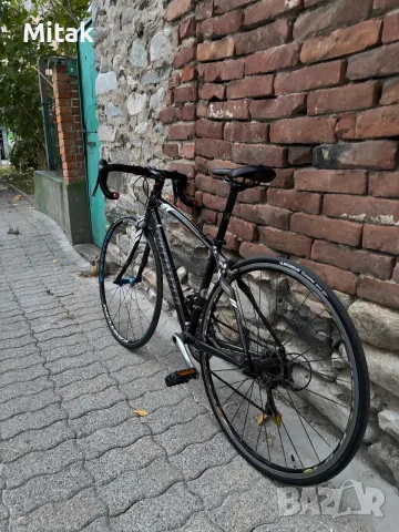 Шосеен Велосипед Specialized, снимка 3 - Велосипеди - 56742819