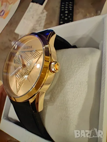 Дамски Часовник Guess нов , снимка 2 - Дамски - 56637142