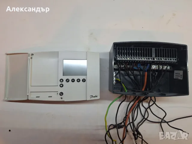 Електронен контролер Danfoss ECL Comfort 300 (087B1130), снимка 3 - Резервни части за машини - 56569699