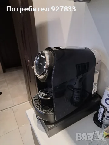 Кафемашина Lavazza BLUE classy-като нова , снимка 2 - Кафе машини - 56732768