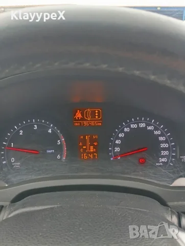 Toyota Avensis 2.2 D4D, снимка 6 - Автомобили и джипове - 56613991