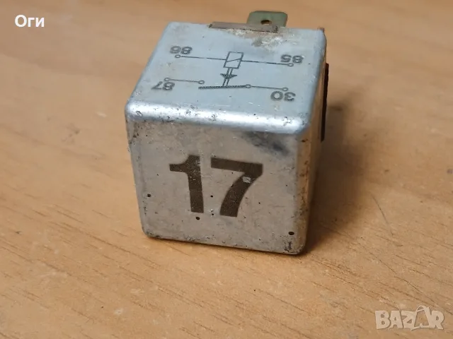 Реле за Фолксваген Голф 2 и Ауди 80  171 937 503A  /  171937503A  № 17