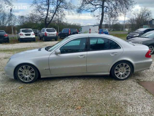 Mercedes-Benz E 320 Уникален, снимка 2 - Автомобили и джипове - 56640531