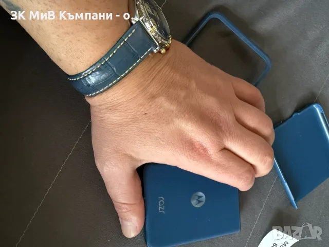 MOTOROLA RAZR 256GB , снимка 2 - Motorola - 56598901