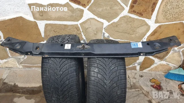 Vito греда над радиатор