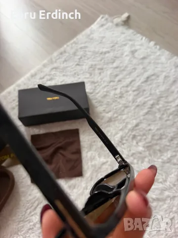 Слънчеви очила Tom Ford, снимка 4 - Слънчеви и диоптрични очила - 56568572