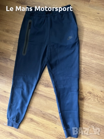 Мъжки екип Nike Tech Fleece размер М, снимка 2 - Спортни дрехи, екипи - 56719274
