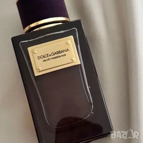 Velvet Passion Oud by D&G decants