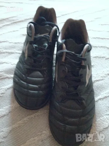 Футболни стоножки Mizuno EU-42.5, снимка 11 - Футбол - 44227665