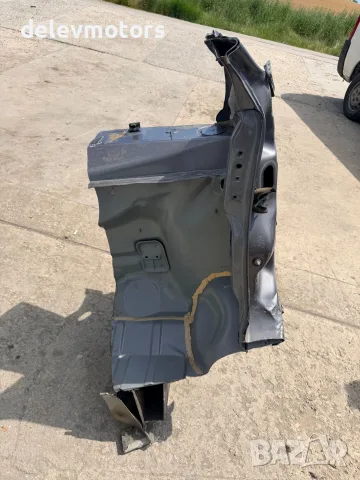 Десен рог от Renault Trafic 3 1.6 dci, снимка 4 - Части - 56176793