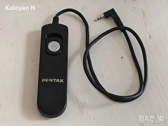 Pentax калъфче с два дистанционни спусъка, снимка 4 - Чанти, стативи, аксесоари - 56701197