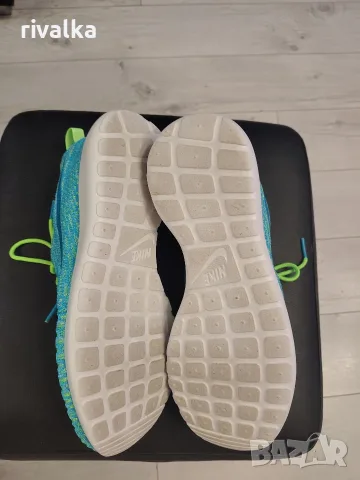 Nike Wmns Roshe One Flyknit, снимка 3 - Маратонки - 56600566