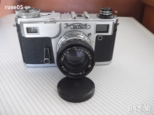 Фотоапарат "Киев" с обектив "Хелиос-103" работещ
