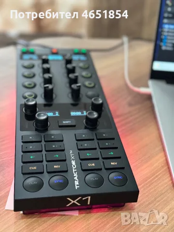 Native Instruments Traktor x1 Mk3, снимка 6 - Ресийвъри, усилватели, смесителни пултове - 56632838