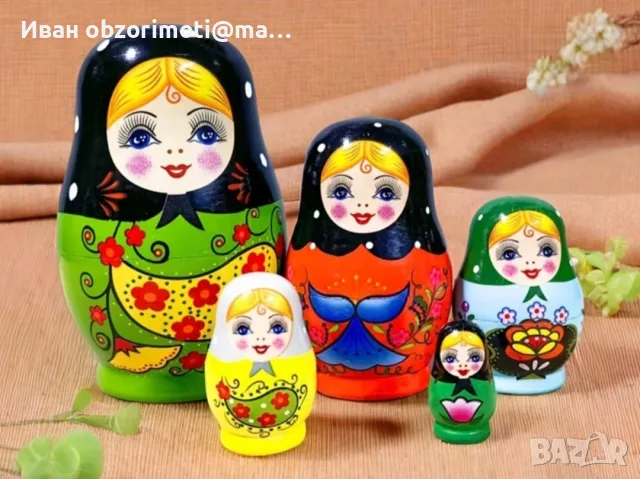 руски матрьошки от дърво.