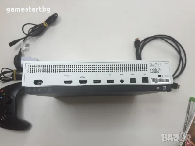 XBOX ONE S 1TB + 2 игри, снимка 5 - Xbox конзоли - 56697970