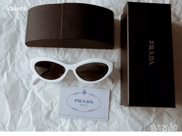 Чисто нови дамски слънчеви очила Prada — бял гланц, пълен луксозен комплект