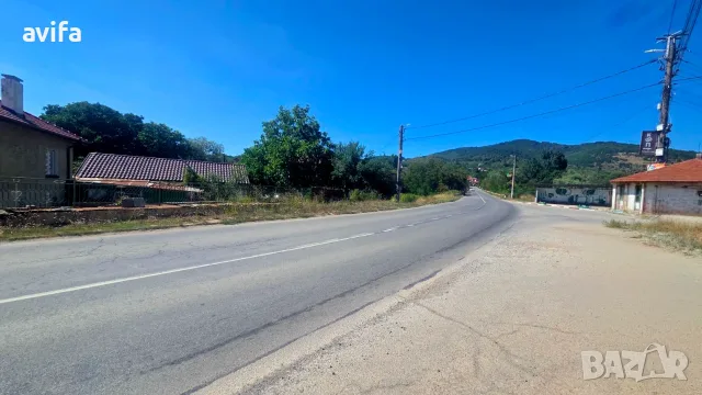 Къща на две улици в Елешница, снимка 7 - Къщи - 56583841