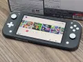 Nintendo Switch Lite с поставен чип и 128GB, снимка 2