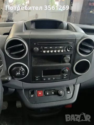Peugeot Partner 2017 електрически , снимка 2 - Автомобили и джипове - 56585961