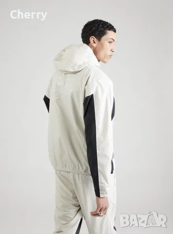 Яке и анцуг Nike Air , снимка 2 - Спортни дрехи, екипи - 56608322