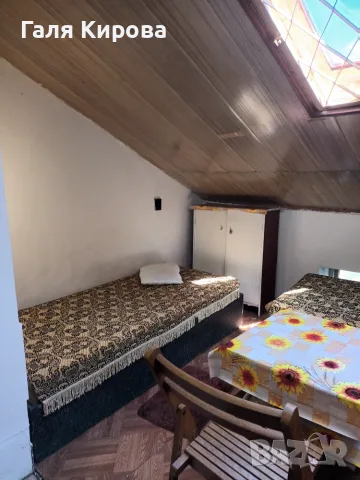 Таванска стая с баня и тоалет под наем 250 евро/мес, Операта