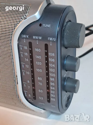 радио транзистор Sony ICF  704S   36/3, снимка 2 - Радиокасетофони, транзистори - 56585048