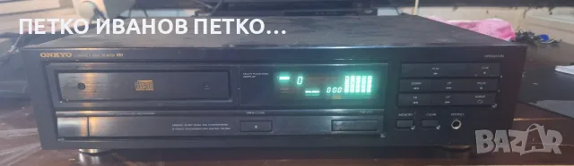 Компактдиск плеър Onkyo DX-6700.