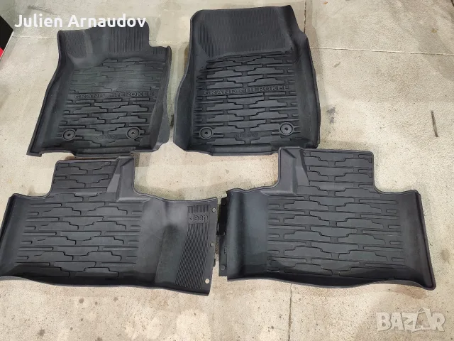 Оригинални стелки Jeep Grand Cherokee 