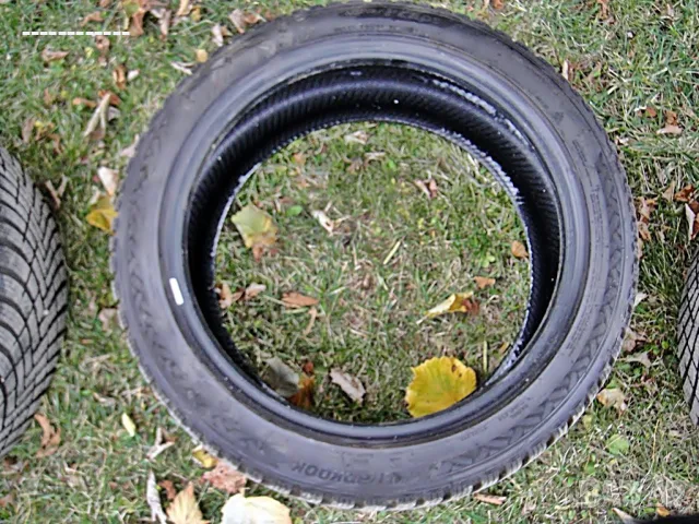 Зимни Гуми 17 цола Hankook, снимка 5 - Гуми и джанти - 56711647