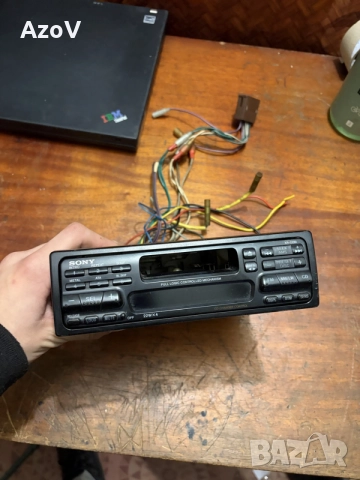 касетофон за кола Sony