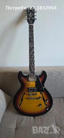 Harley Benton HB-35 - Полуакустична китара