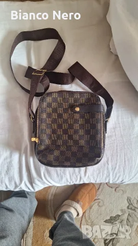 Чанта на Louis Vuitton, снимка 5 - Чанти - 56740694