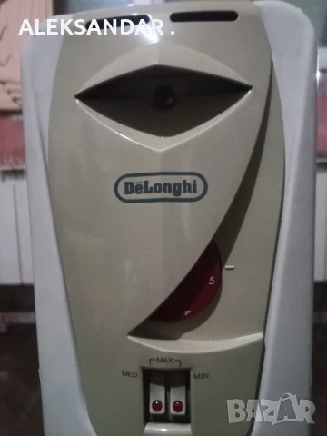 Delonghi Радиатор Маслен, снимка 2 - Радиатори - 56701924