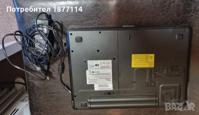 лаптоп Fujitsu Siemens Amilo , снимка 3 - Части за лаптопи - 56729834