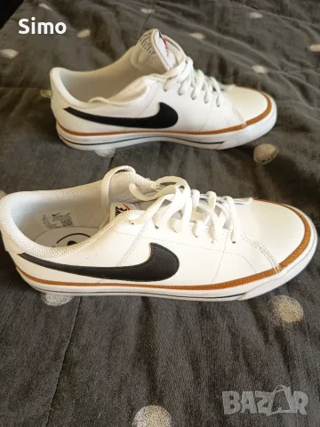 Nike Court Legacy
