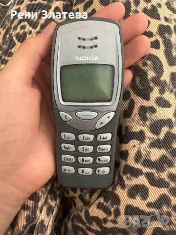 Nokia      3210 