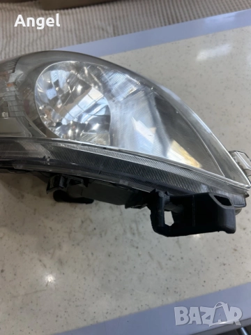 Фарове Toyota Yaris, снимка 9 - Части - 56562071