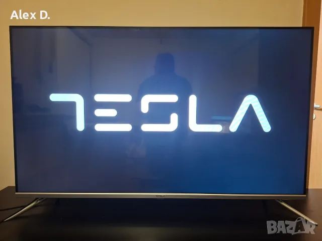 Телевизор Tesla 43" (108 см) Smart Google TV 43S635SFS Full HD - като нов, с оригиналния кашон